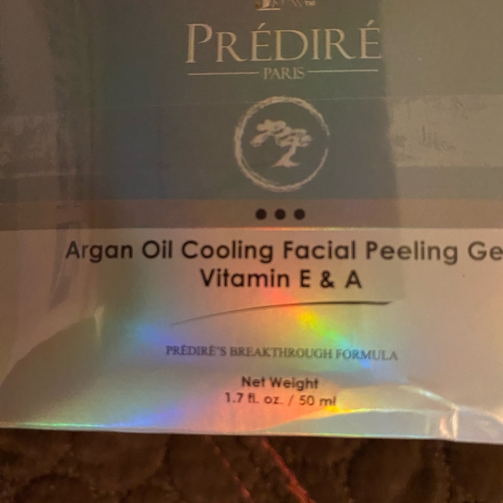 Argan Oil Cooling Facial Peeling Gel - Silver